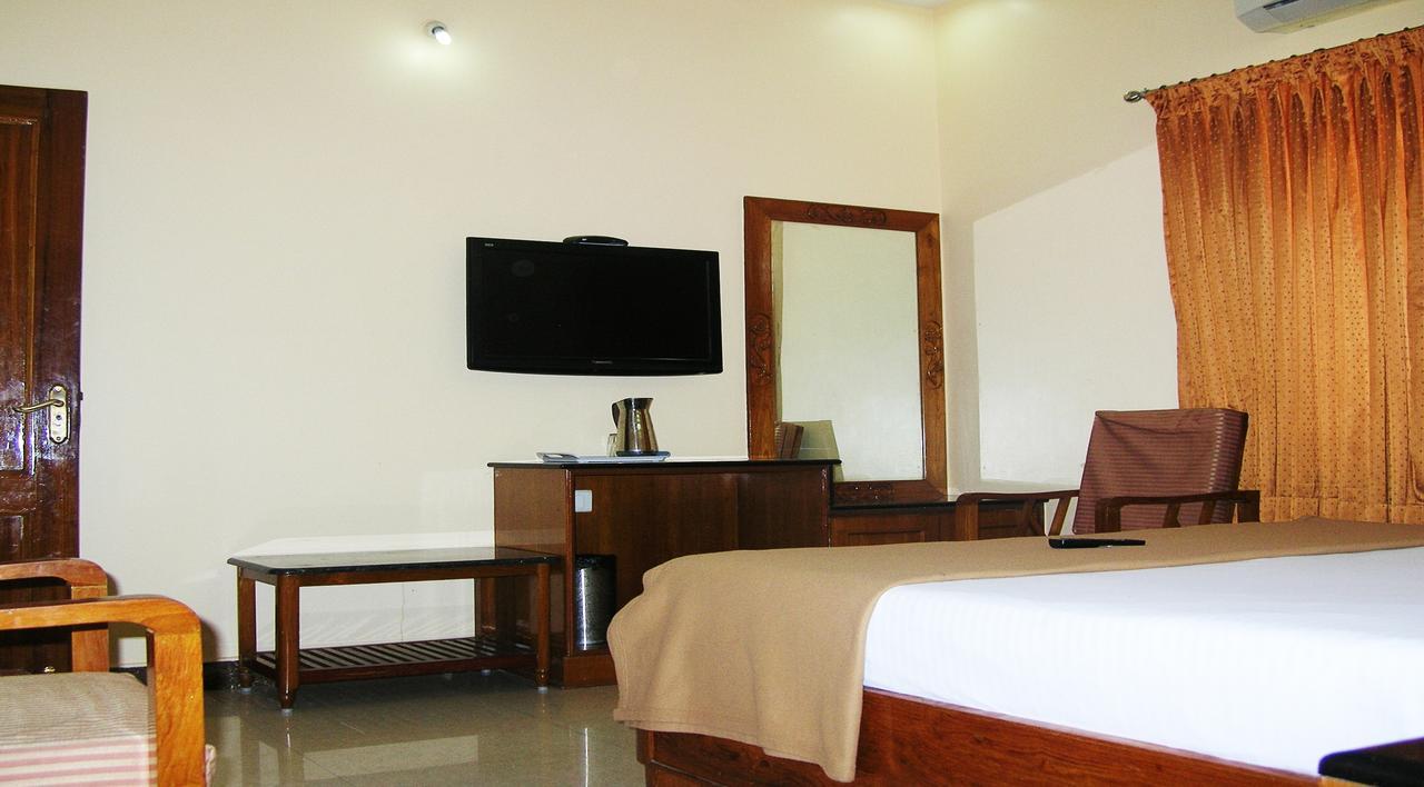Athidhi Residency Hotel Tirupati Exterior foto
