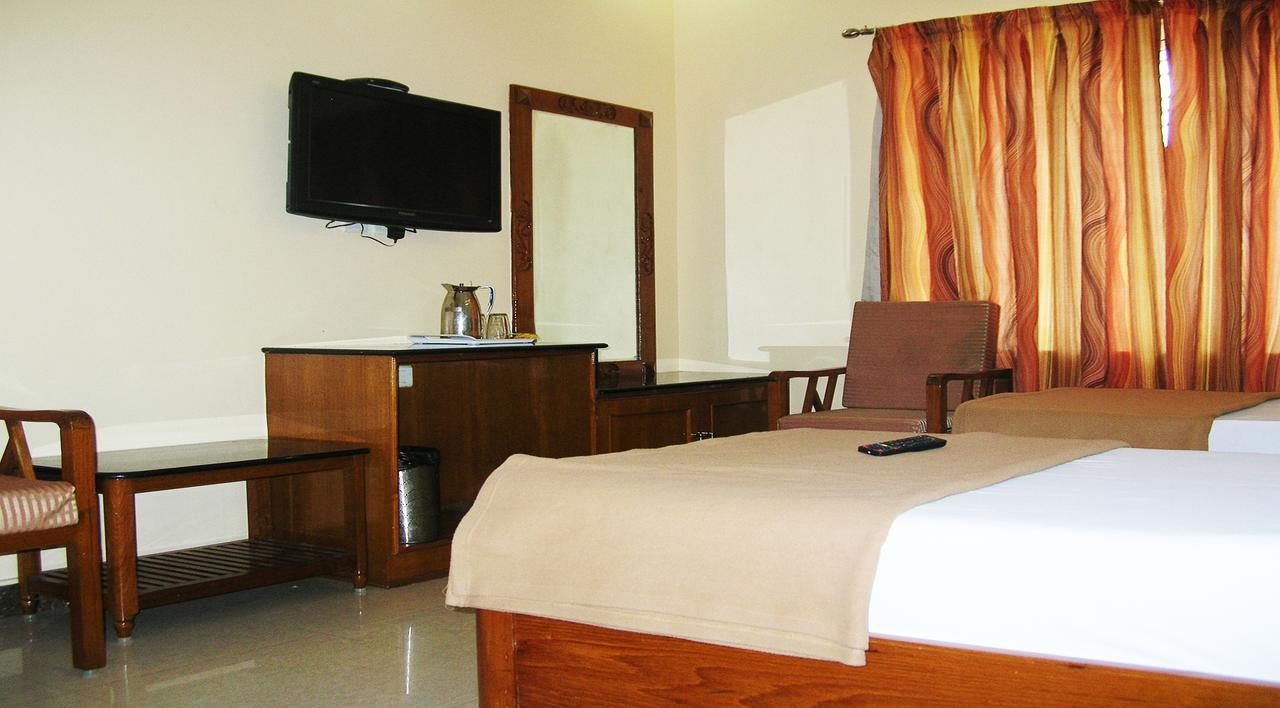 Athidhi Residency Hotel Tirupati Exterior foto